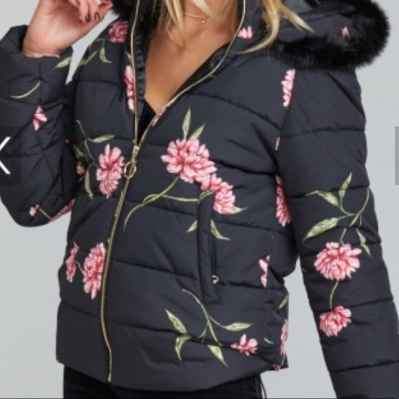 Show Me Your Mumu Alpine Puffer Jacket. NWT!! - Picture 3 of 3